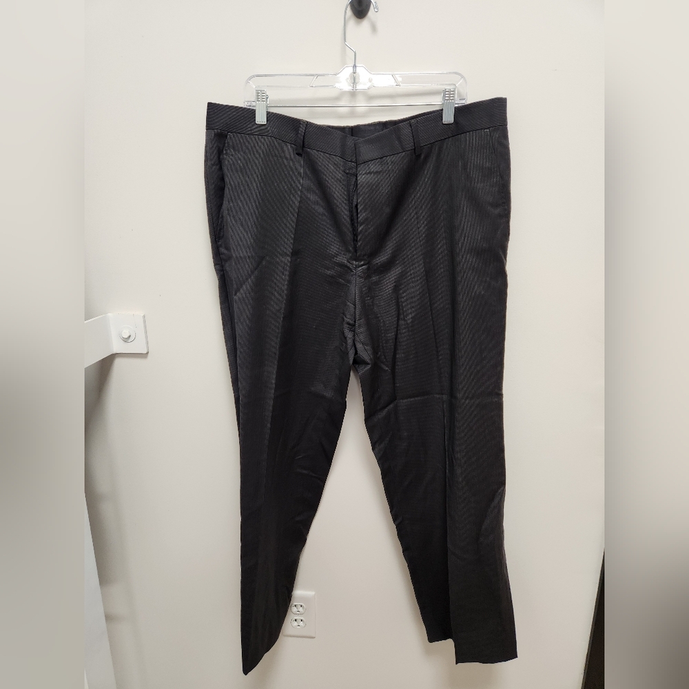 Hugo Boss Men’s Dress Slacks Size 38 – Charcoal Stripe | Made in Croatia
